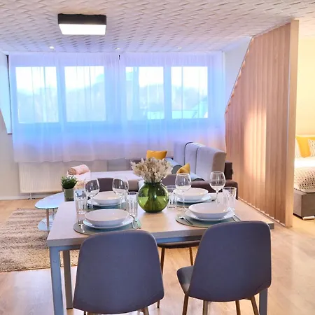 Tron Apartman Siklos Exterior photo