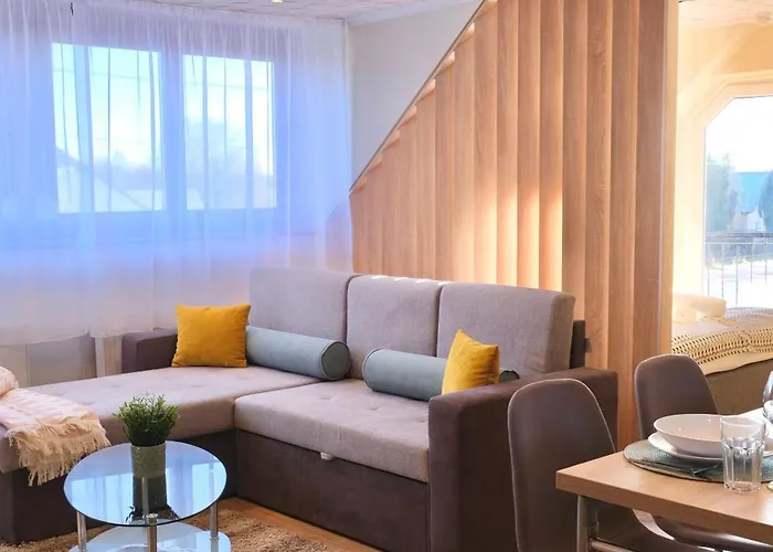 Tron Apartman